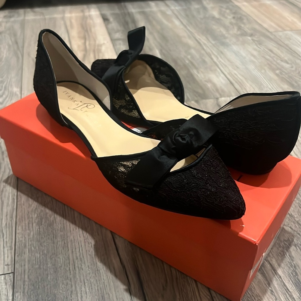 Ivanka Trump black lace